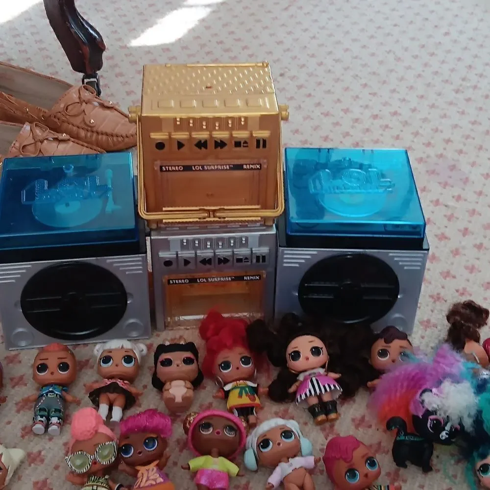 Lol Lot if Dolls